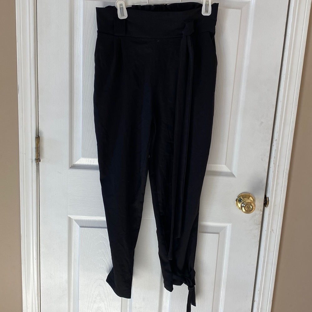 NWT Grace Karin Size Large black high waist pencil pants w/ tie detail by ankle